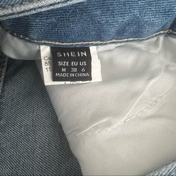 SHEIN Distressed Boyfriend High Waist Style Ripped Jeans - Picture 5 of 15